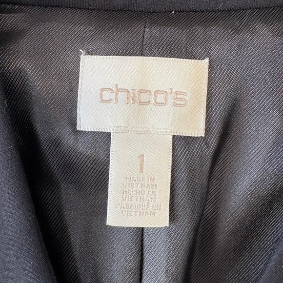 Chico's Black Blazer Jacket Size 8 Medium Gold Button Embroidered‎ Long - Picture 11 of 13